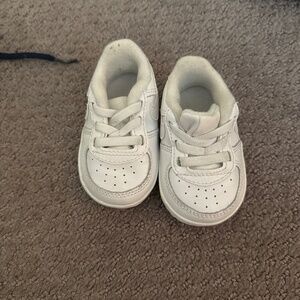 Crib shoes
